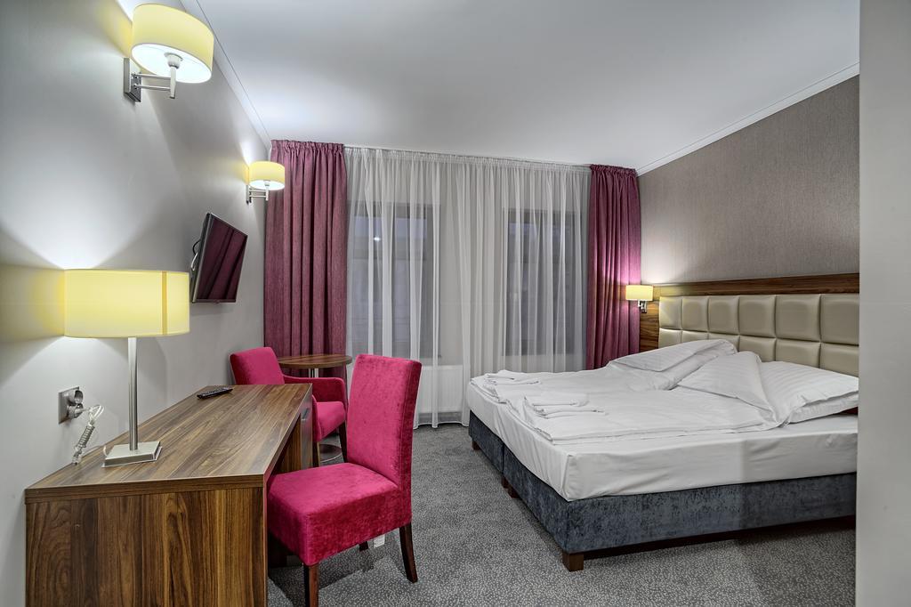 Hotel Kamieniczka Legnica Room photo